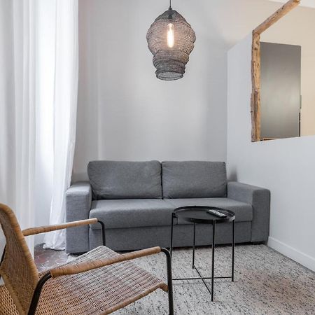 Apartamento Charming 2 Bdr Old Town Niza Exterior foto
